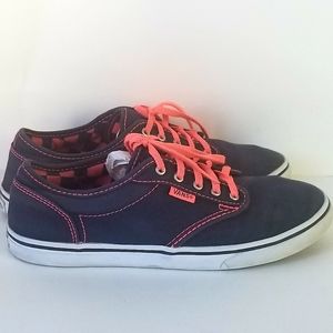 Vans Low Top Sneakers
